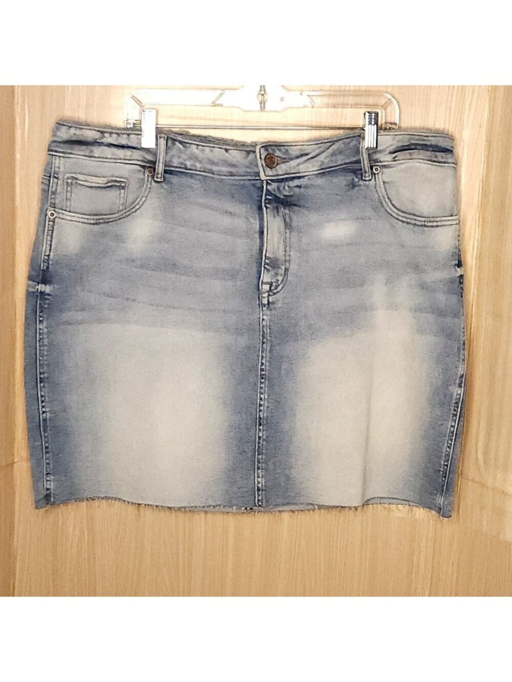 Maurices Womens Plus Light Wash Denim Skirt 20W